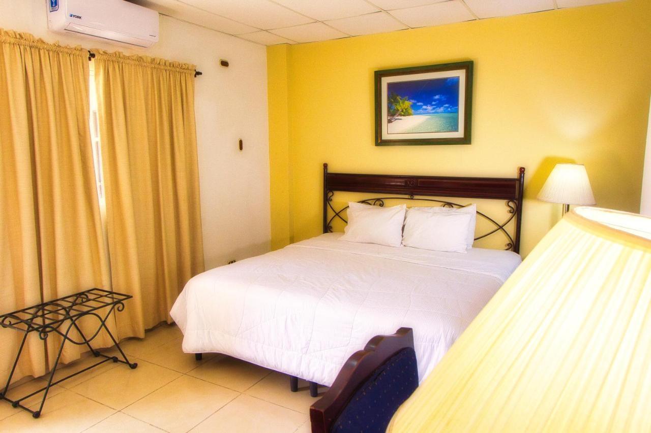 Hotel Santa Elena Antiguo Cuscatlan Exterior photo