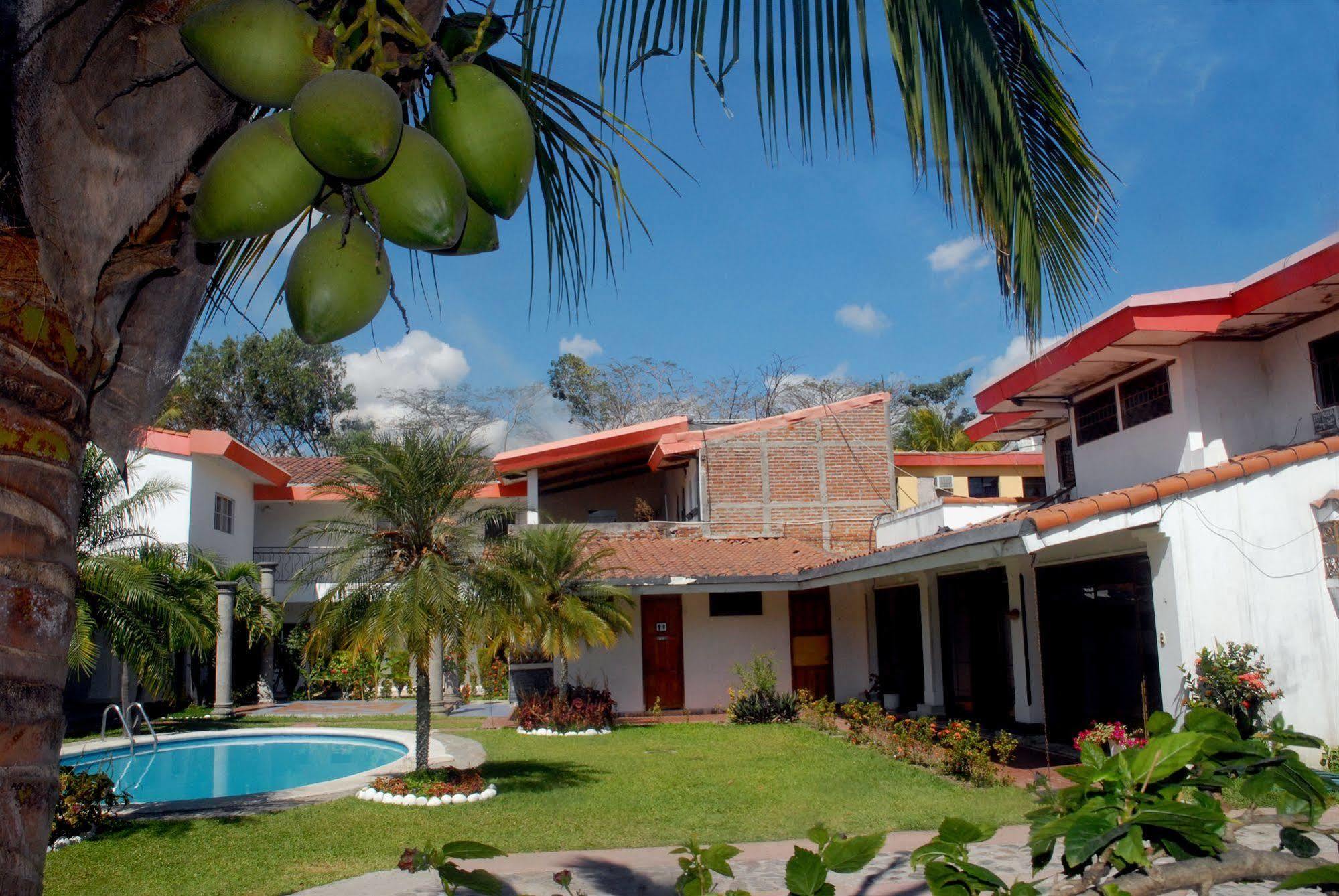 Hotel Santa Elena Antiguo Cuscatlan Exterior photo